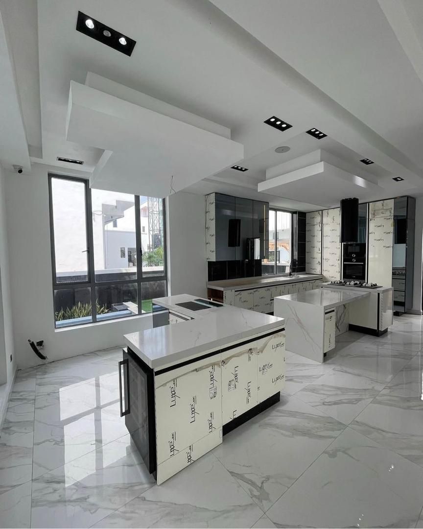 Contemporary 5-Bedroom Fully Detached Duplex — tour 1