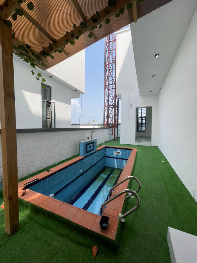 5-Bedroom Detached Duplex — tour 7